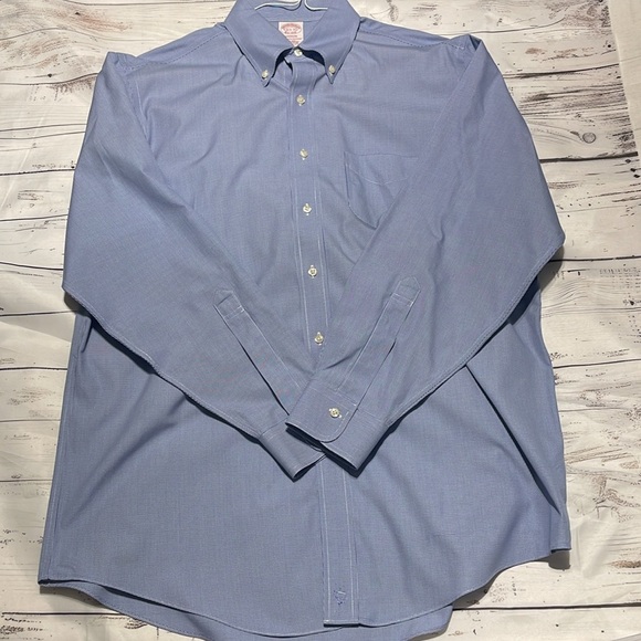 Brooks Brothers Dress Shirts Size 16 1/2-35 Lot of 3 Preowned - Picture 4 of 7